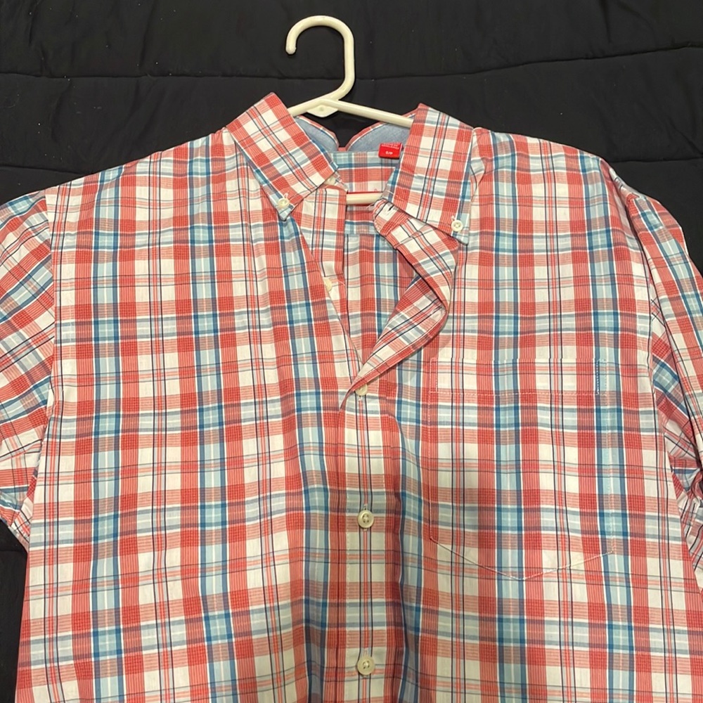 Red White Izod Short Sleeve Button Down Small